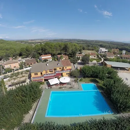 Les Roques Hotel *