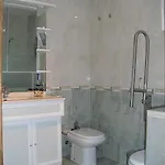 Les Roques Отель