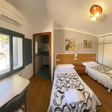 Les Roques Hotell Báscara