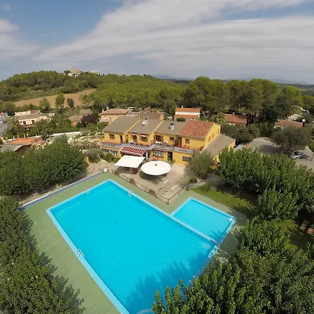 Les Roques Hotel *