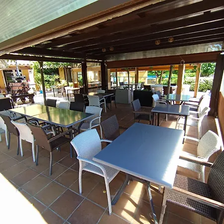 Les Roques Hotell Báscara